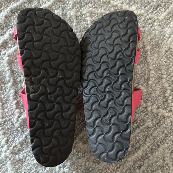 Birkenstock Mayori Fuchsia Hot Pink Faux Leather Sandal 38 - Picture 2 of 6